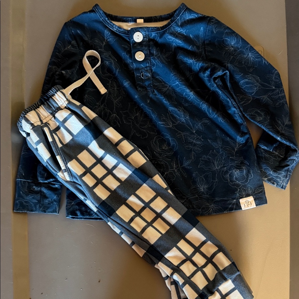 Jane + Jo girls  Navy Kids outfit